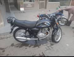 Suzuki GS150 0