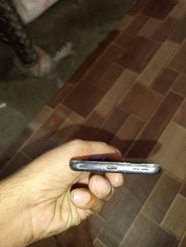 one plus 8 8/128 urgent sale need money only 8