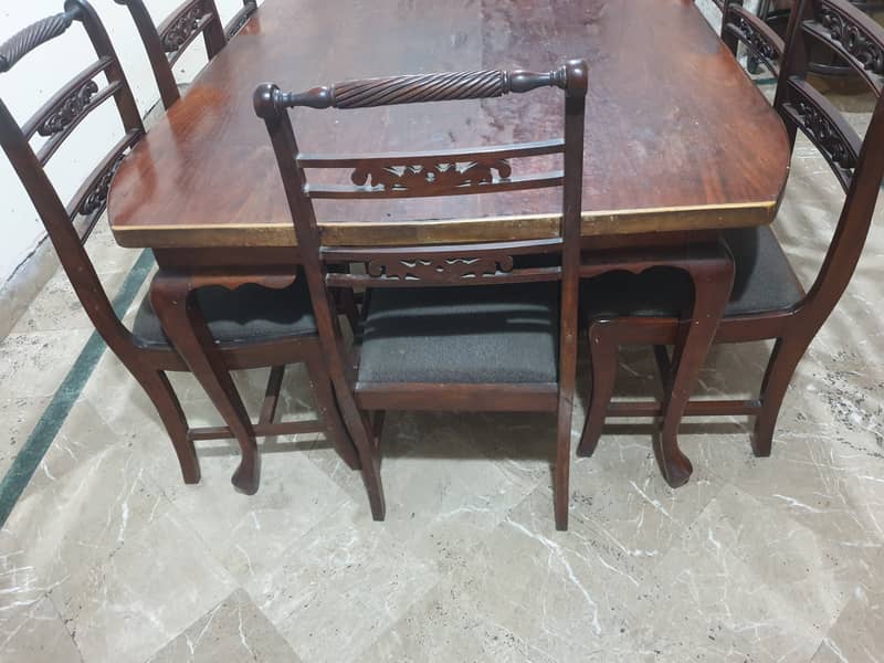 Used dinning table with 8 chairs 2