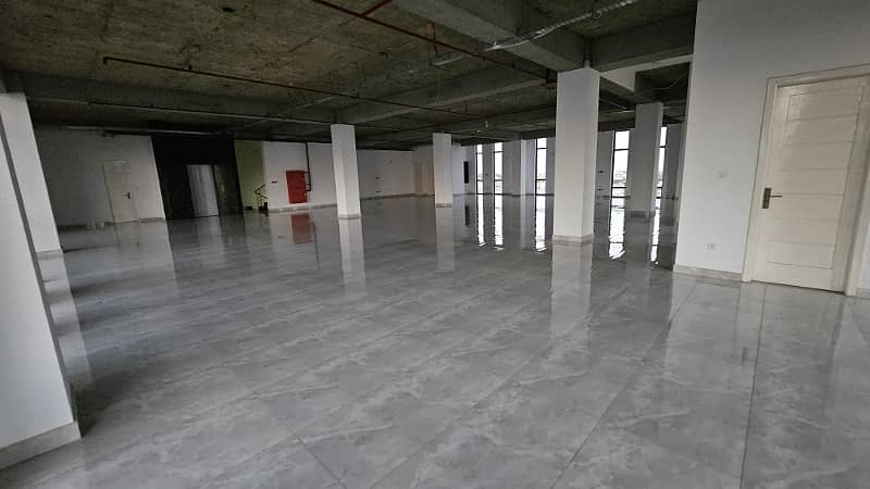 Brand New Corperate Office Best Location Best Rent 4