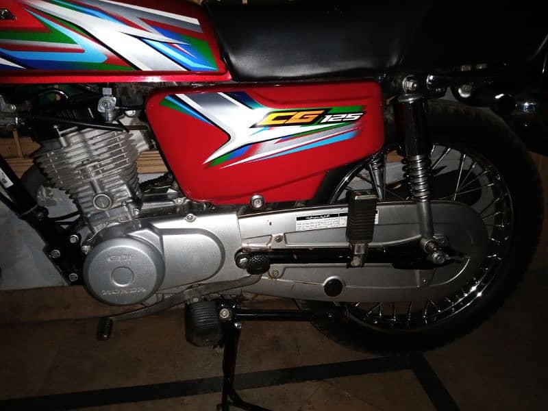 Honda cg125 model 2023 Red 3