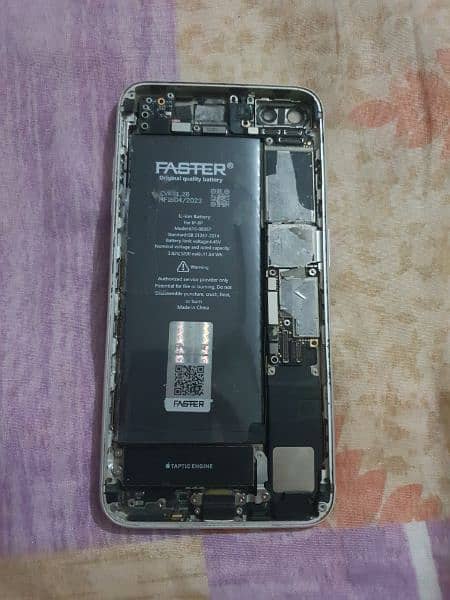 iPhone 8 Plus 64GB Bypass but PTA Approved (Panel Damage) And READ AD 1