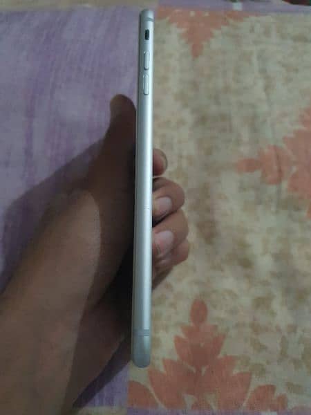 iPhone 8 Plus 64GB Bypass but PTA Approved (Panel Damage) And READ AD 2