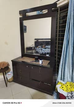 used dressing table for sale 0