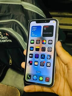 iPhone XR urgent sale