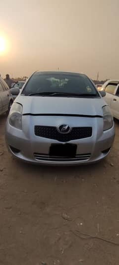 vitz 2005/9 in very good condition up for sale urgently