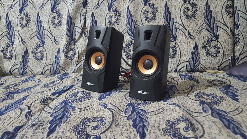 Sony speakers and hotmai speakers  pair 2