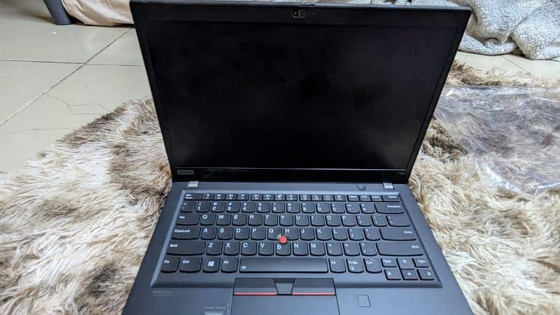 Lenovo Thinkpad T14s CORE i7 1