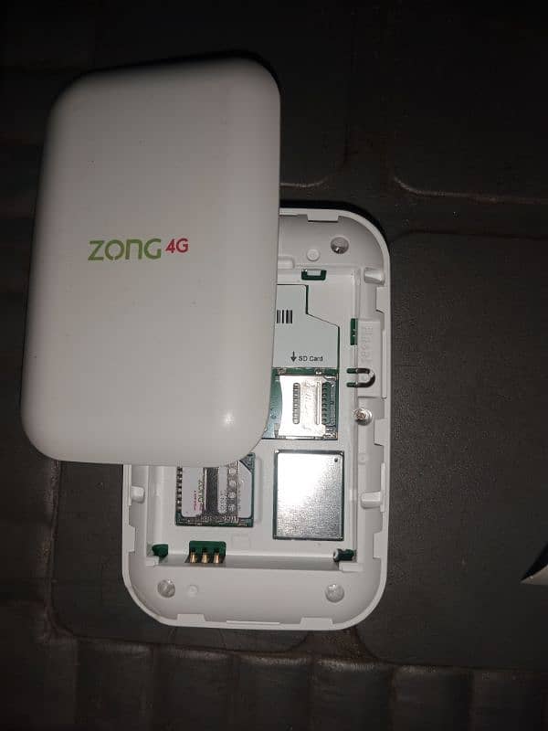 Zong 4G bolt plus Wireless Wifi device 3