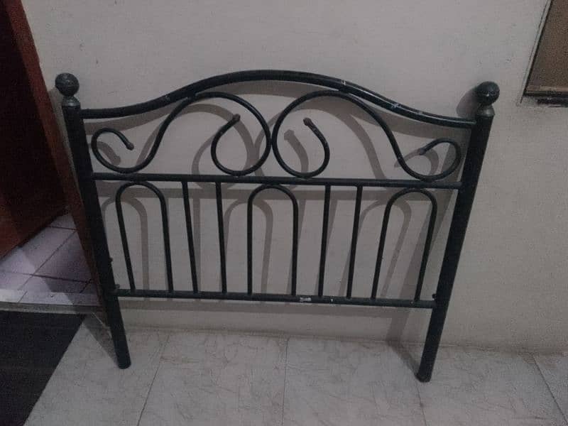 iron single bed 2