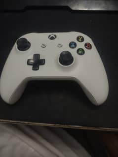 Xbox one s orignal controller 0