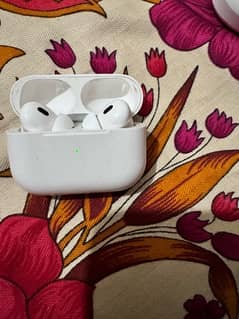 AIRPODS