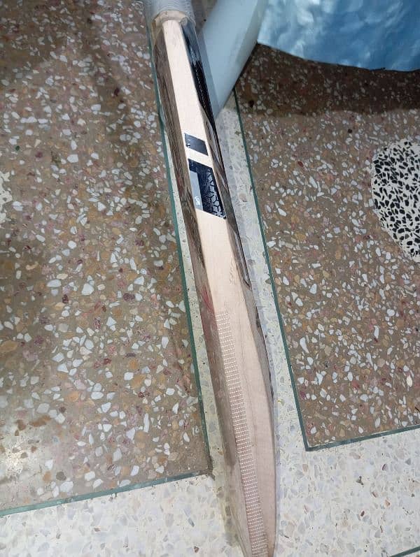 Hard ball cricket plain bat Grade 2 2