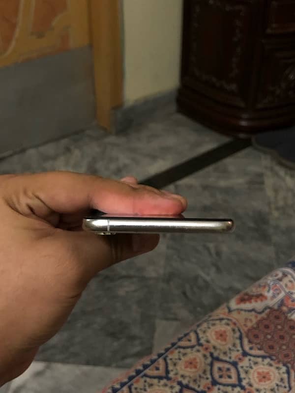 iphone XsMax 256GB 5