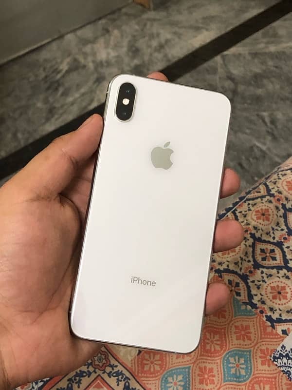 iphone XsMax 256GB 7