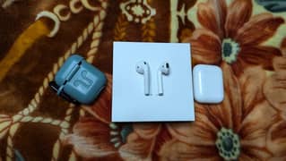 Apple original Airpod 2nd generation 0