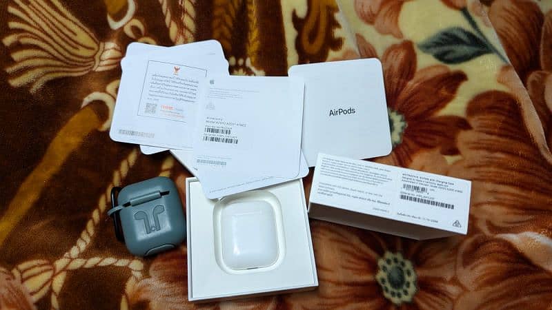 Apple original Airpod 2nd generation 6