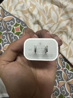 20 W adapter of iphone 0