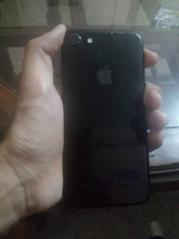 I phone 7 128 gb 1