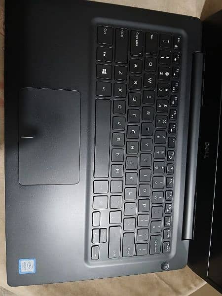 Dell laptop core i5, 8th generation 3