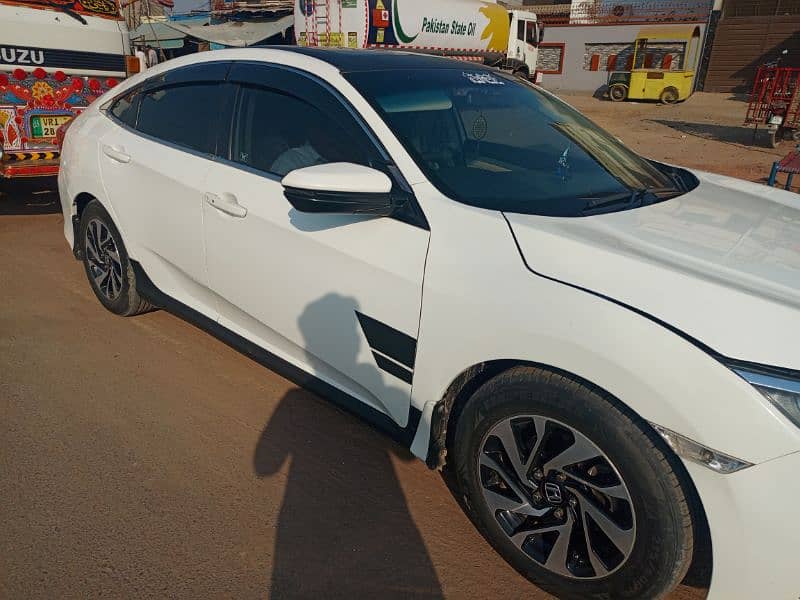 Honda Civic Oriel 2017 5