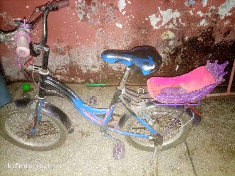 used cycle for girls and boys 1