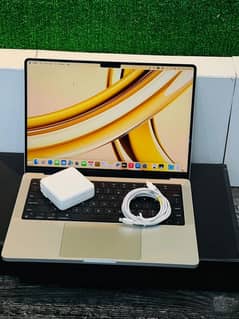 MacBook pro 2021 M1 pro chip 14"inch