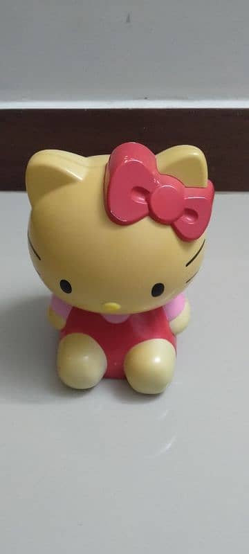 Hello Kitty PVC Coin Bank 1