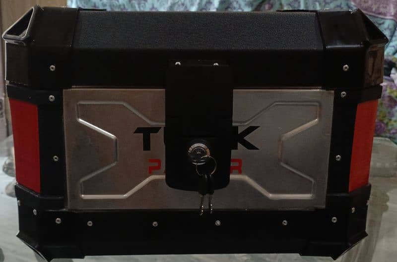 tusk tail box 3