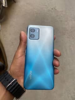 vivo y15s 10by10 with box