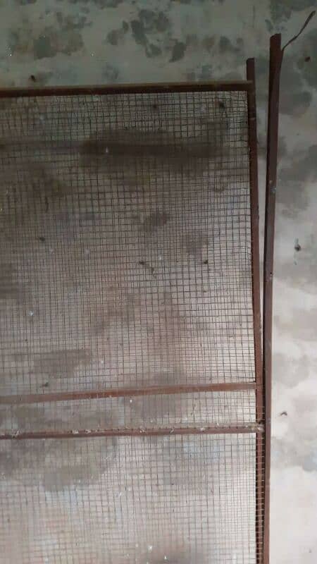 BIRDS SHED PARTITION FRAME FOR SALE 4