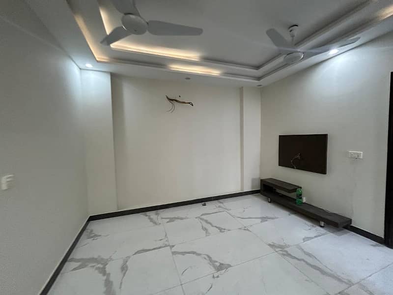 10 Marla Most Beautiful House For Sale In Dha Phase 4 Near Mosque & Park 0