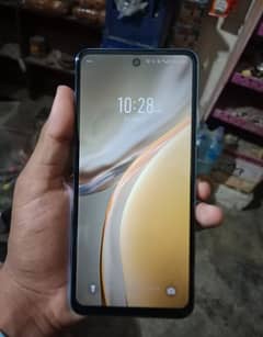 infinix hot 40i brand new condition 10 by 10 ram 8 128