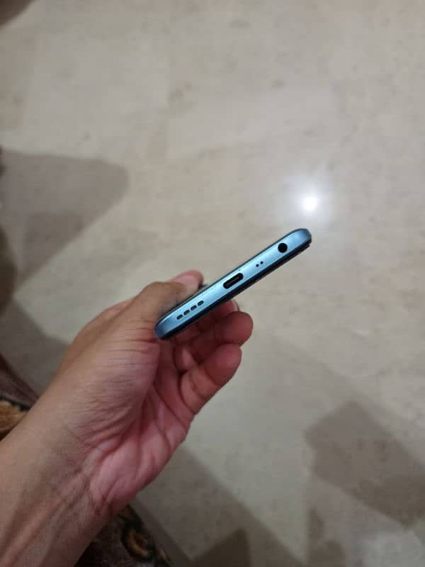 Realme Narzo 50 with box and accessories 5