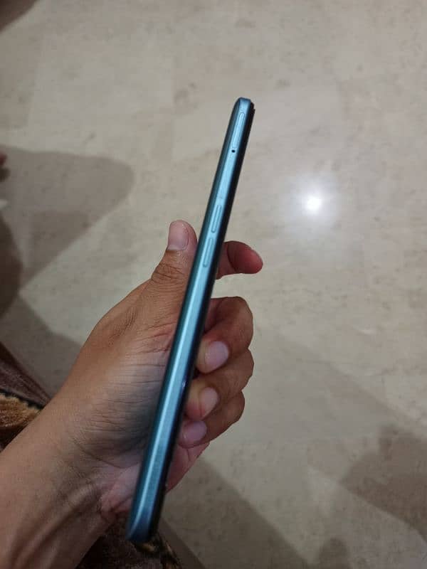 Realme Narzo 50 with box and accessories 6