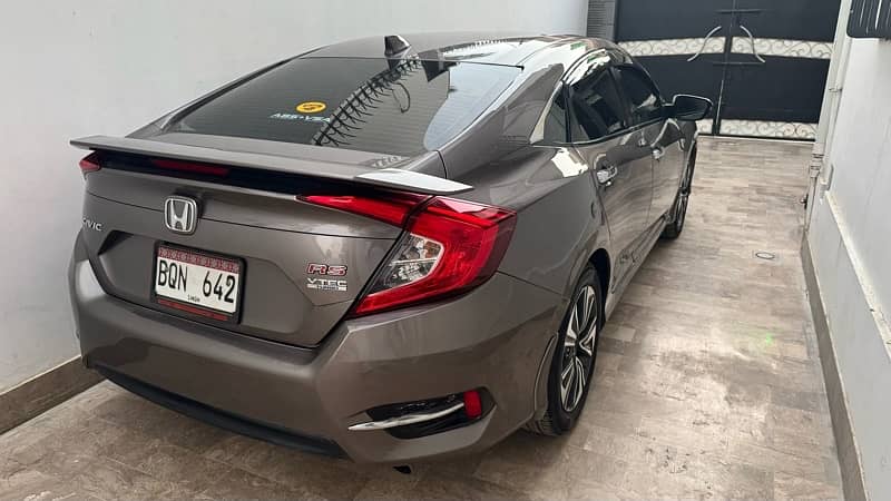 Honda Civic RS Turbo 2019 3