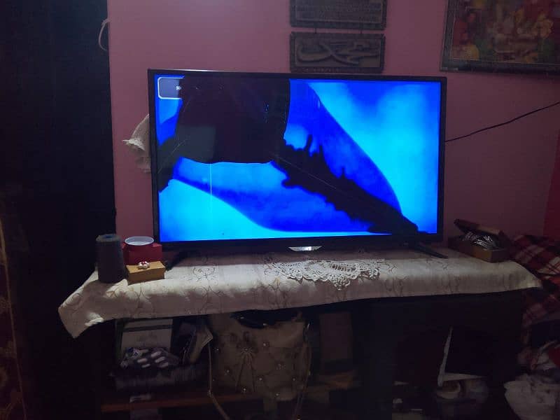 sony Led 42 inches 3