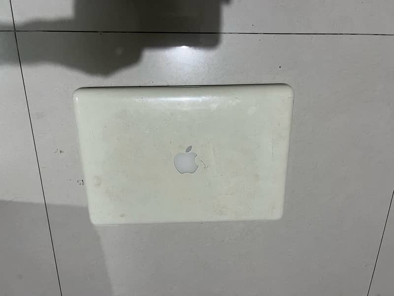 Mac book pro 2010 0