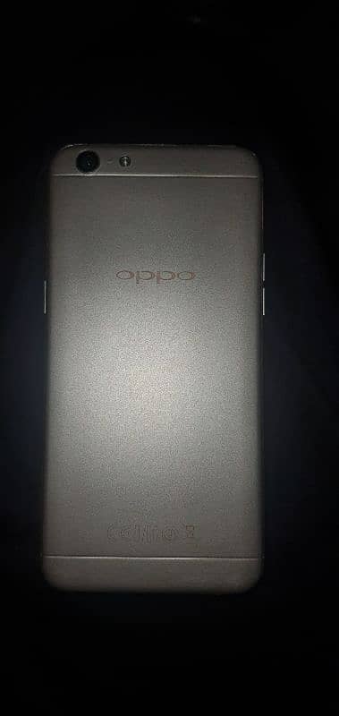 Oppo A57 0