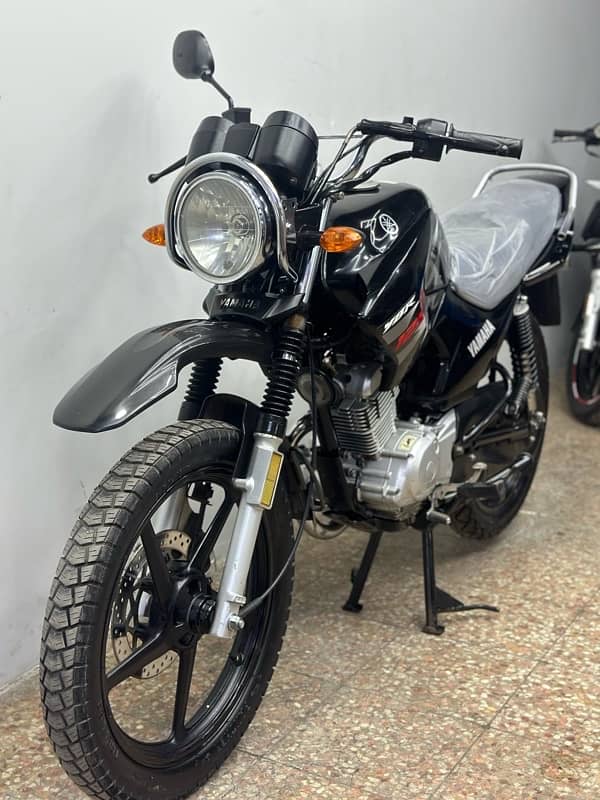 yamaha ybr125g 2017 model ( japniess model ) 2