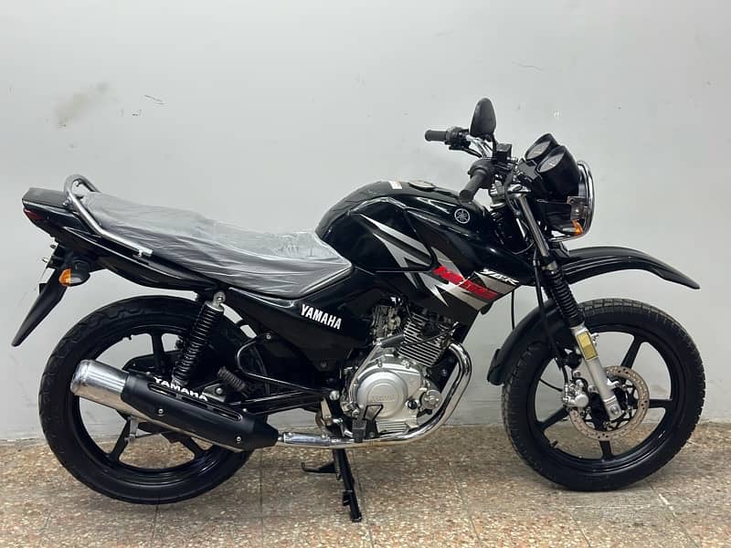 yamaha ybr125g 2017 model ( japniess model ) 3