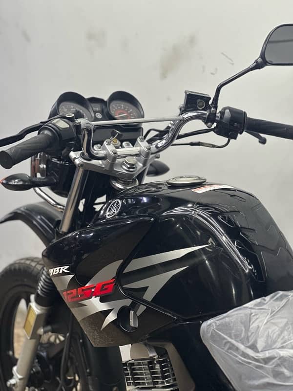 yamaha ybr125g 2017 model ( japniess model ) 5