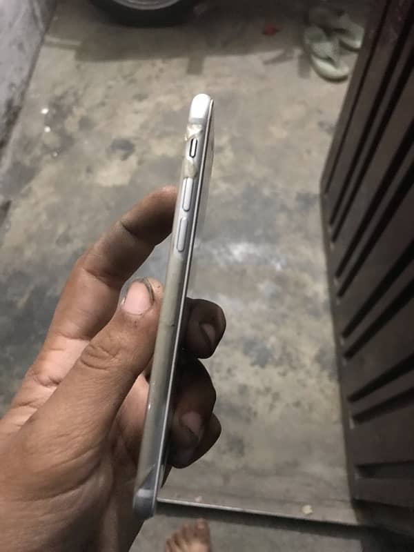 iPhone 7 32 gb non pta 4