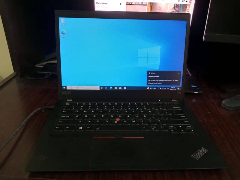 lenovo thinkpad i5 8th gen t490s 2