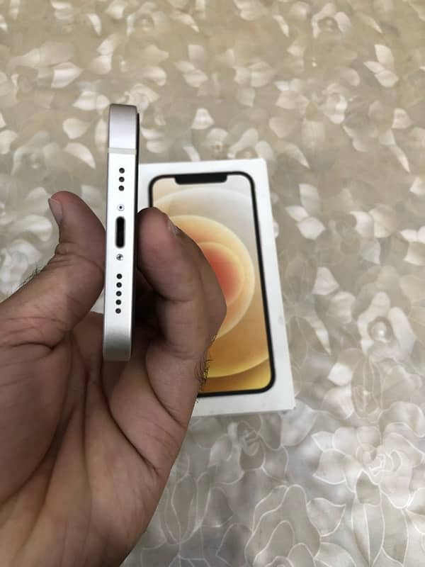 Iphone 12 128gb Pta approved 4