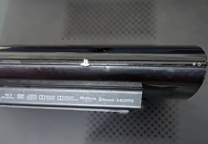 Playstation 3 Super slim 1