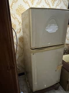 Dawlance fridge is for sale - totally working