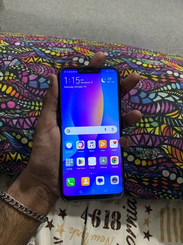 Huawei Nova 3i 0