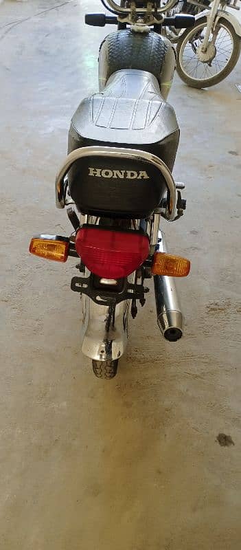 Honda 70CD Condition used 15