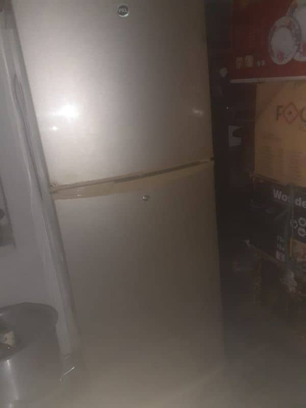 used like new fridge 3